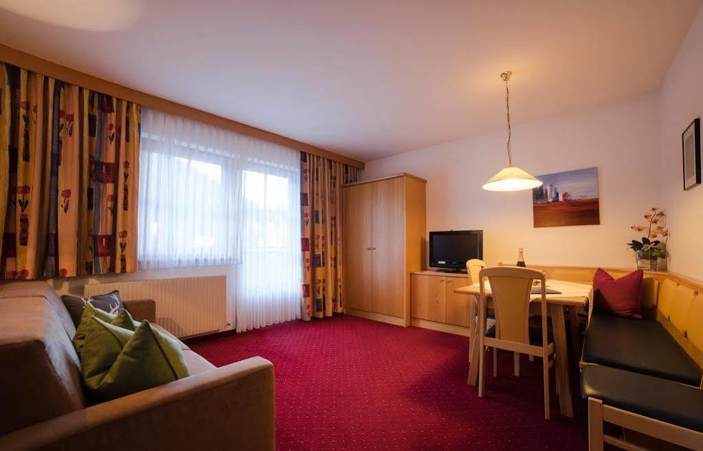 Alberts Bellevue Appartements Наудерс Екстериор снимка